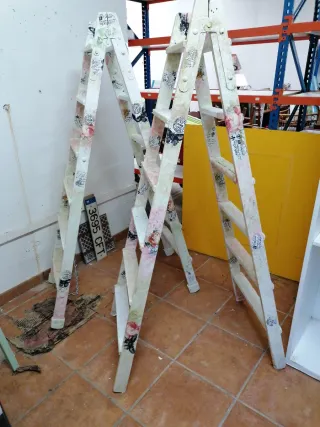 2 Escaleras Decorativas Estilo Vintage