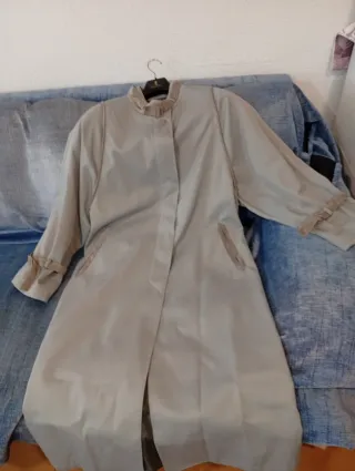 Gabardina gris mujer