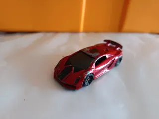 Hot Wheels Lamborghini Sesto Elemento Rojo