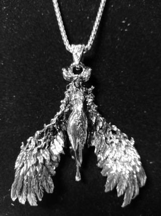 Collar Alas Ángel Maléfica Plateado