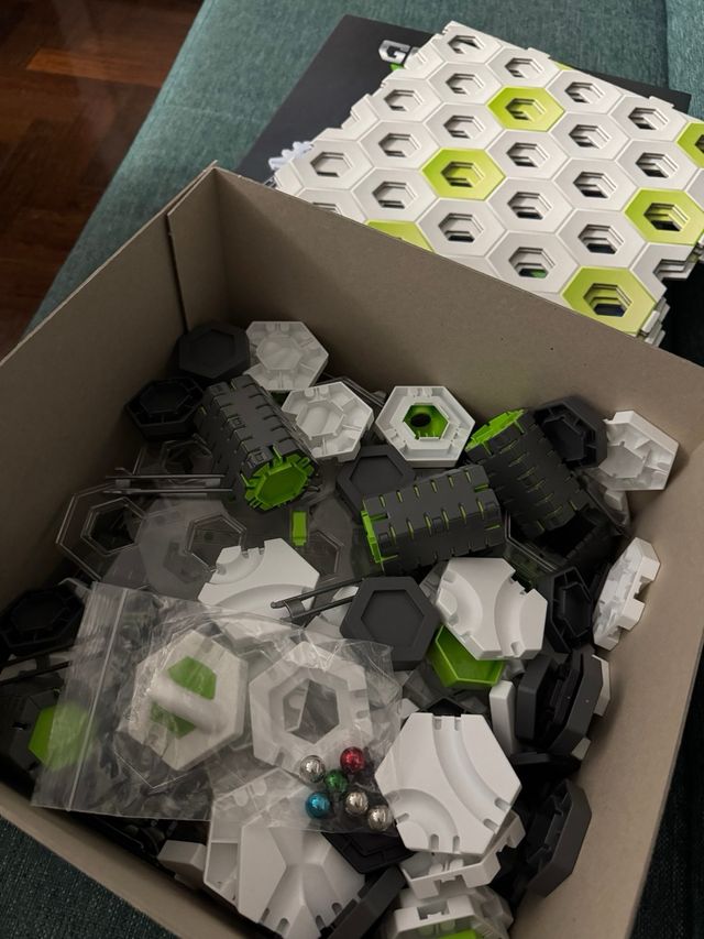 Gravitrax Pro Starter Set Vertical