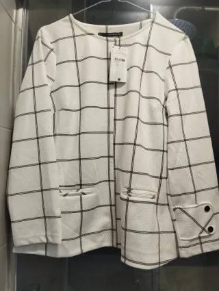 Jersey blanco con cuadros