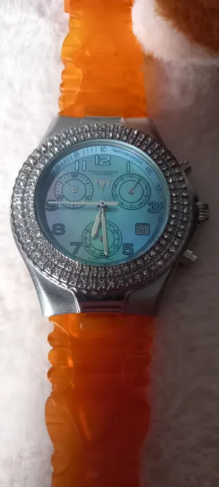 Reloj TechnoMarine Diamantes Cronógrafo Naranja