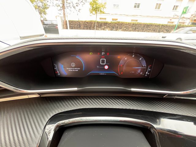 Peugeot 508 active 1.5  hdi  130 cv diesel