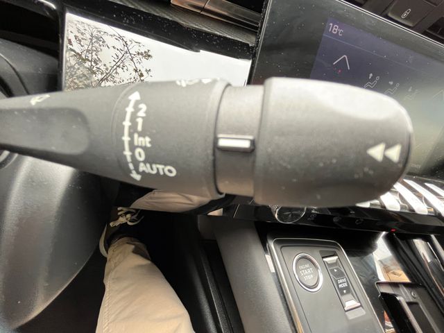 Peugeot 508 active 1.5  hdi  130 cv diesel