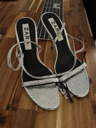 Sandalias Zara Plata Talla 41