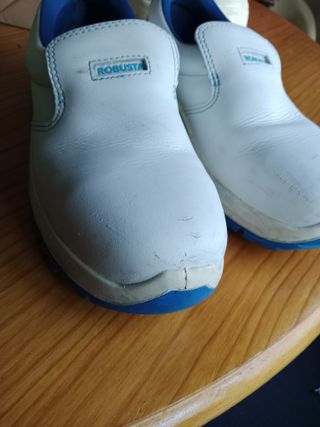 Calzado profesional.ROBUSTA 