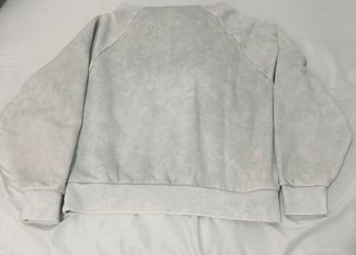 Sudadera Bershka gris y blanca