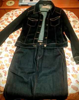 Traje Zara Chaqueta y Pantalón Tejano Talla L