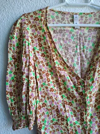 Blusa Mango estampado flores