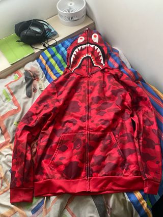 Sudadera Bape Shark Roja Camuflaje