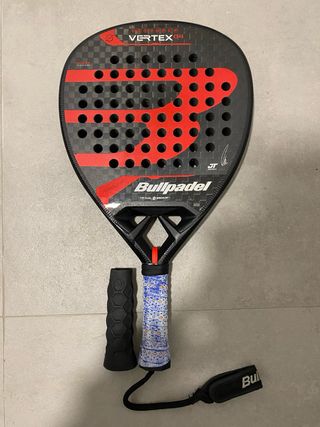 Pala Bullpadel Vertex 04 Juan Tello