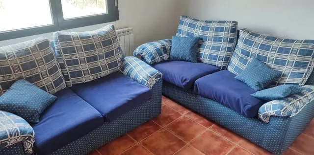 2 Sofás (1 Sofá Cama) Azul