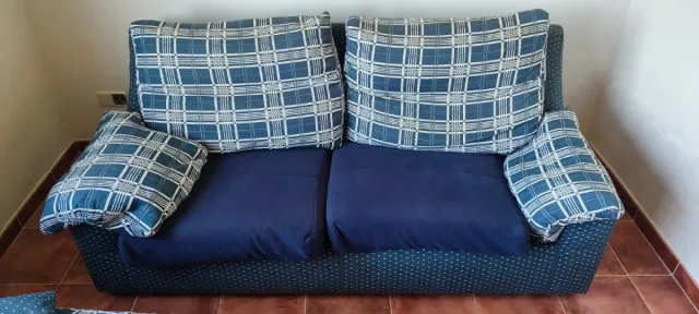 2 Sofás (1 Sofá Cama) Azul