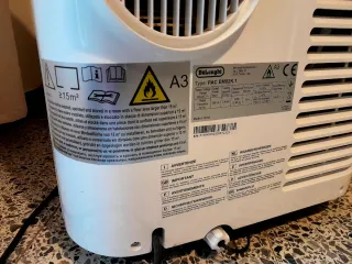 Aire Acondicionado Portátil DeLonghi Pingüino