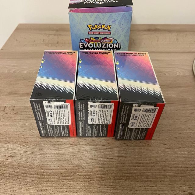 Pokémon Bundle 3 Bustine Evoluzioni Prismatiche