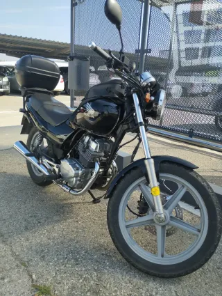Honda CB 250 Two Fifty