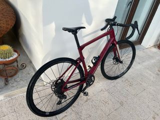 Bicicleta Gravel Carbono