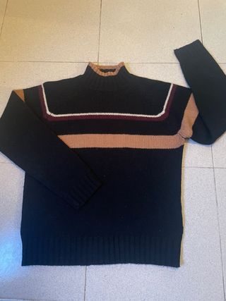 Jersey de cuello alto a rayas para hombre