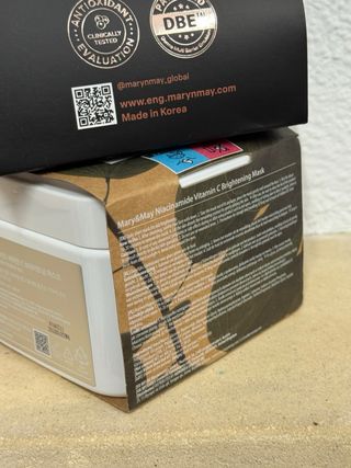 Mary & May Kit Idebenone y Mascarillas Vit C