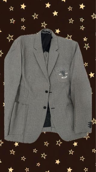 Oferta Chaqueta Versace bordada