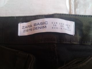 Pantalón Zara Camuflaje Talla [Talla] 38
