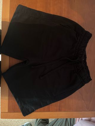 Pantalón corto negro