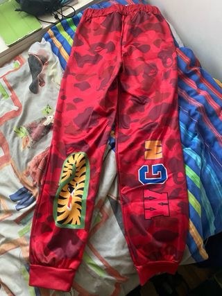 Pantalones Bape Rojos Camuflaje Tiburón