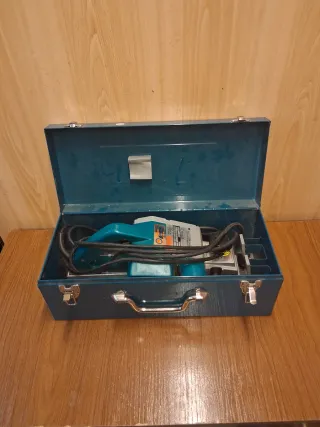 Cepilladora Makita 1100 82mm