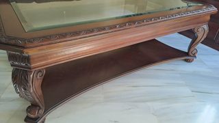 Muebles de salón: Sofá, mesa y aparador