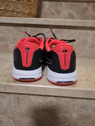 Zapatillas Padel Decathlon Talla 43.