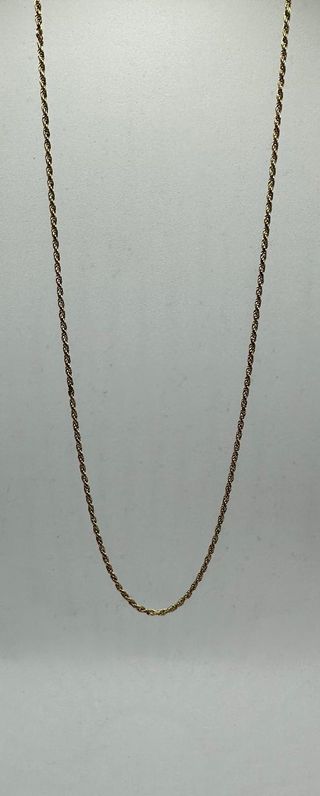 Cadena Salomónica de oro de 18k, 5.69 g, 64 cm.