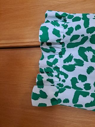 Vestido de verano verde y blanco