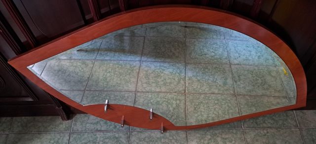 Espejo decorativo de madera y cristal