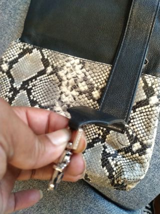 Bolso piel serpiente