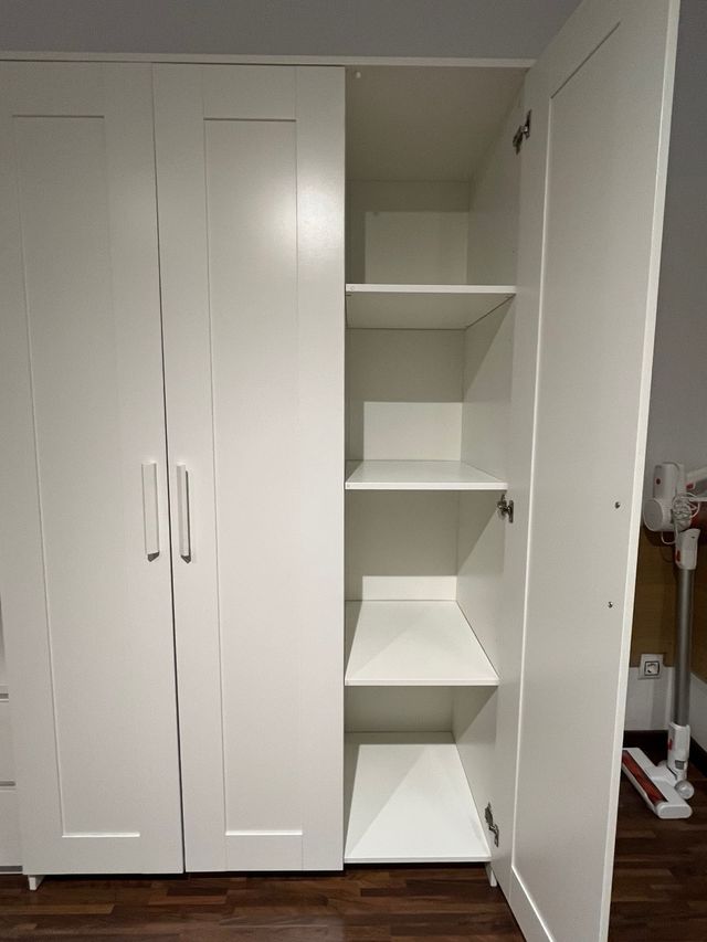 Armadio IKEA BRIMNES 117x190 cm