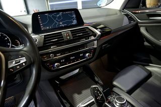 BMW X3   xDrive20d 