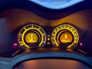 TOYOTA Auris 2.0 D4D Sol Unico Dueño