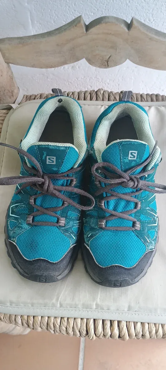 Sapatos de Trekking Salomon Femininos Tamanho 36.5