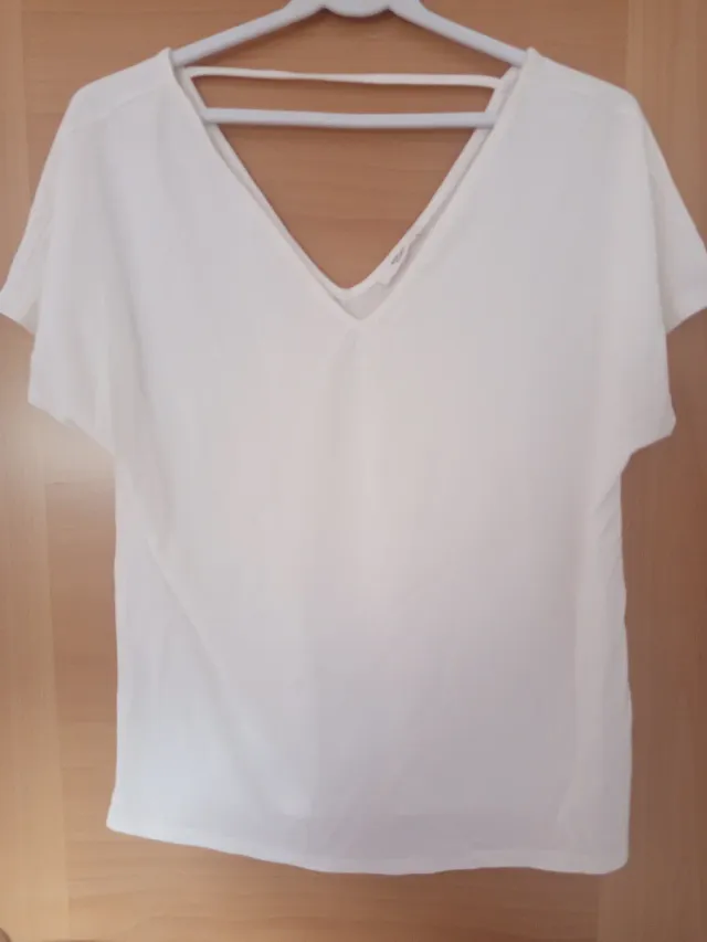 Camiseta Reserved Talla M/L Blanca