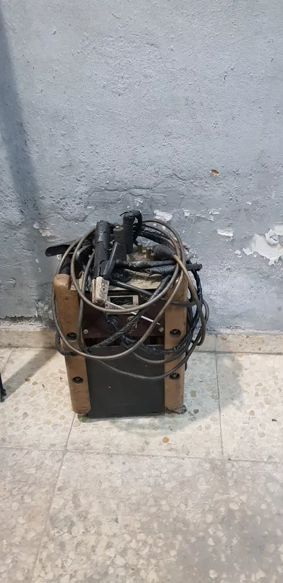 Máquina de soldar AGUILA