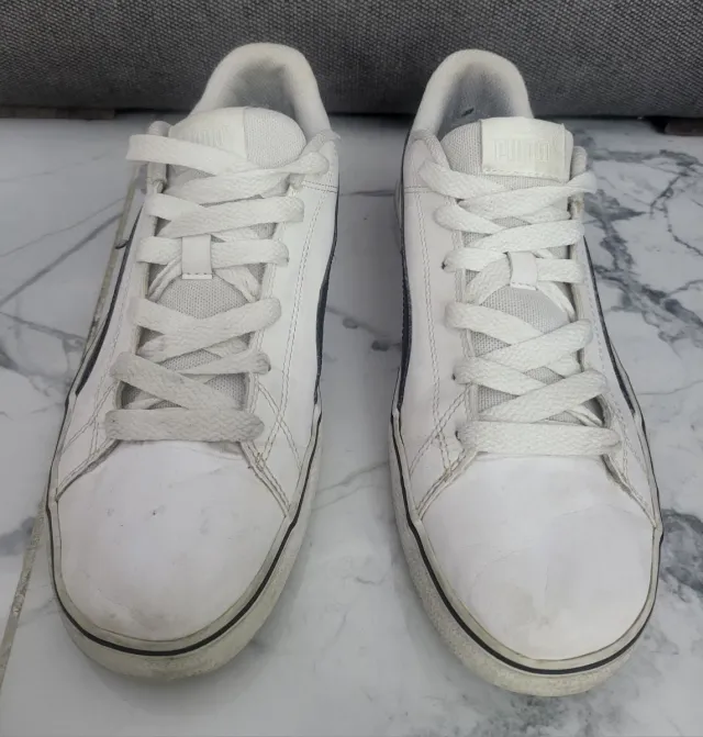 Zapatillas Puma Blancas y Negras