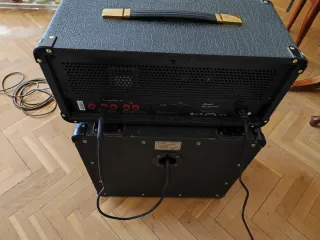 Amplificador Marshall JCM 800 Studio con Pantalla.