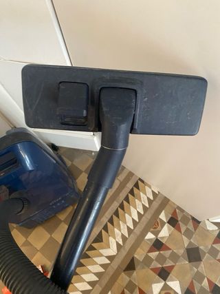 Aspiradora Moulinex con bolsa