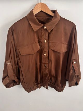 Chaqueta elegante marrón