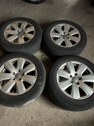 Llantas y Neumáticos Audi (Juego de 4)