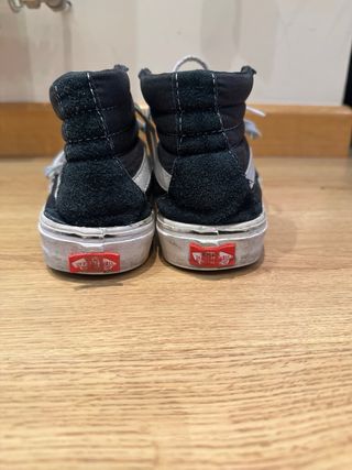 Zapatillas Vans SK8-Hi Negras y Blancas