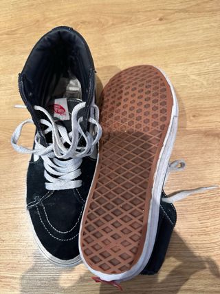 Zapatillas Vans SK8-Hi Negras y Blancas