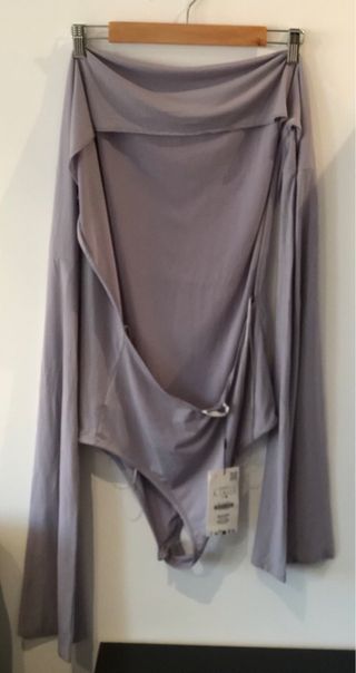 Bodies Zara  Nueva con Etiqueta