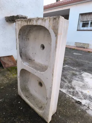 Pica de mármol dos senos